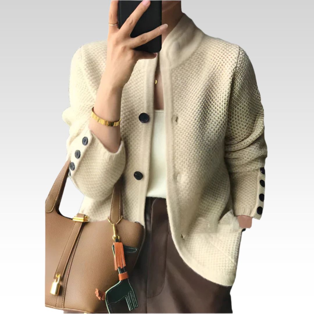 Alissa - Stylish and Cozy Cardigan